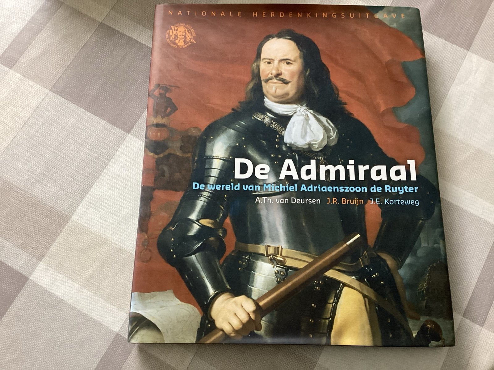 De Admiraal: De wereld van Michiel Adriaenszoon de Ruyter, Ophalen of Verzenden, 17e en 18e eeuw, Zo goed als nieuw