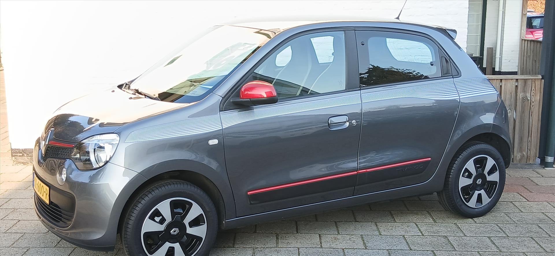 RENAULT Twingo 1.0 SCe 70pk Collection 24500 KM ! airco, Auto's, Renault, Voorwielaandrijving, Gebruikt, 4 stoelen, Origineel Nederlands