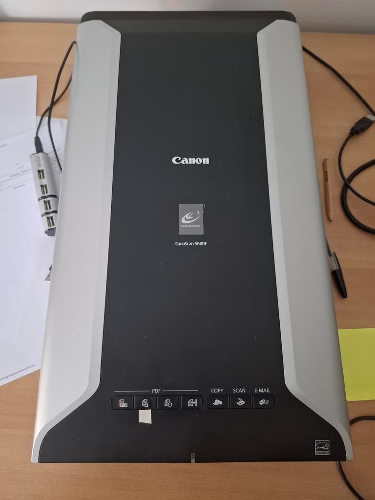 Canon CanoScan 5600F Flatbedscanner - Zo goed als nieuw, Computers en Software, Canon, Ophalen of Verzenden, Flatbedscanner, MacOS