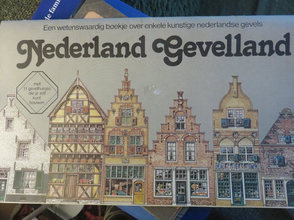 Nederland Gevelland - bouwplaten 11 huisjes, Ophalen of Verzenden, Gelezen, Overige onderwerpen