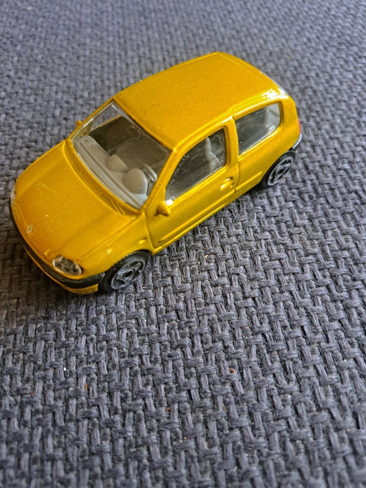 Burago model Renault clio, Overige merken, Gebruikt, Auto, Burago