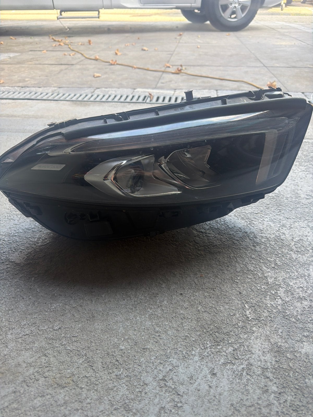 Mercedes-Benz A-Klasse W177 LED Koplamp Rechts A1779064803, Ophalen of Verzenden, Gebruikt, Mercedes-Benz