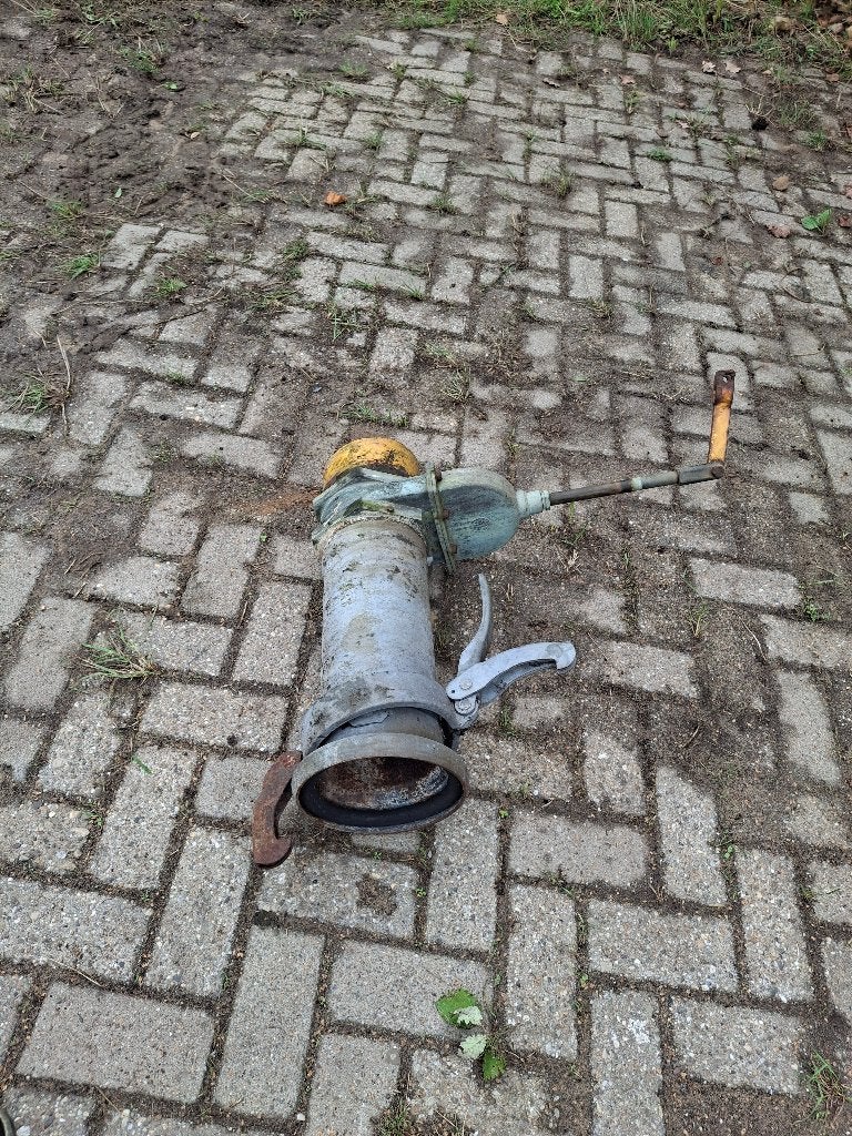 6 " afluiter Brons voor giertank of gierkelder, Ophalen, Gebruikt