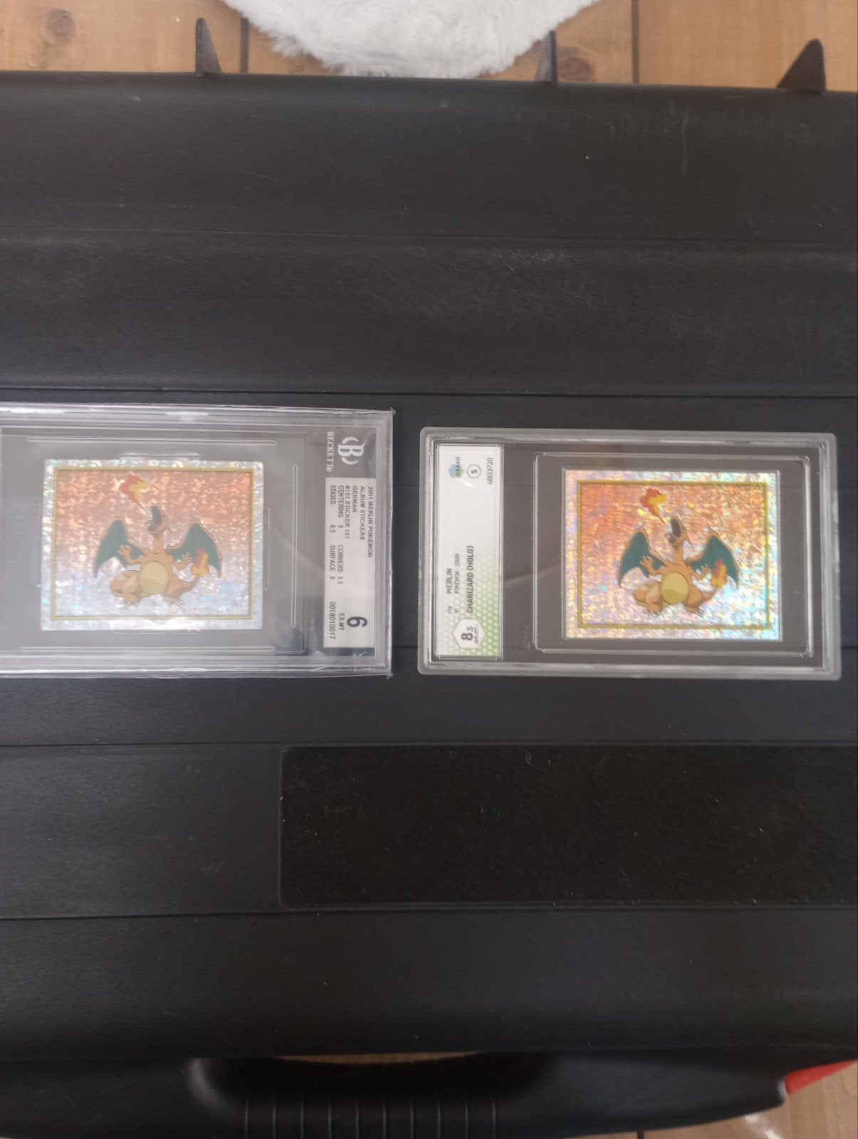 2x Charizard Merlin Pokémon Sticker Graded BGS 6 & GRAAD 8.5, Ophalen of Verzenden, Gebruikt, Losse kaart, Foil
