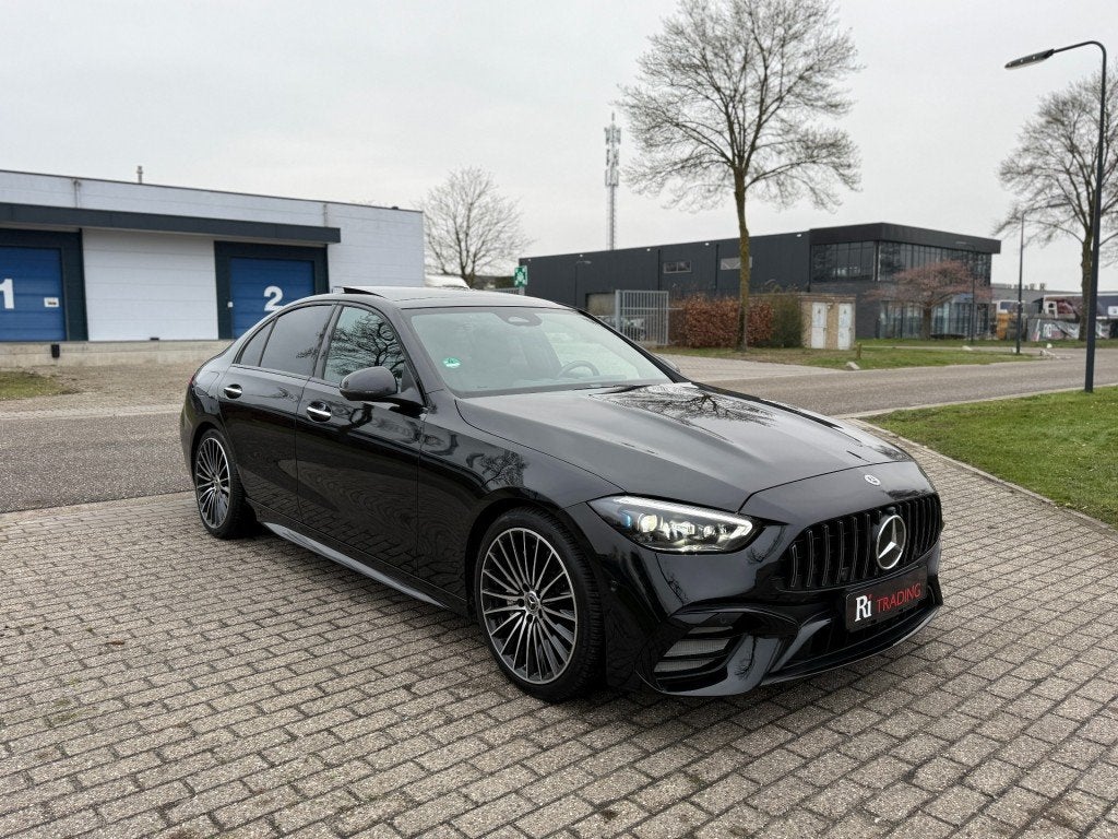 Mercedes-benz C-KLASSE 180 C63 Pano Burmester HUD 360 Camera, Automaat, Huisgarantie, 4 cilinders, Met garantie (alle)