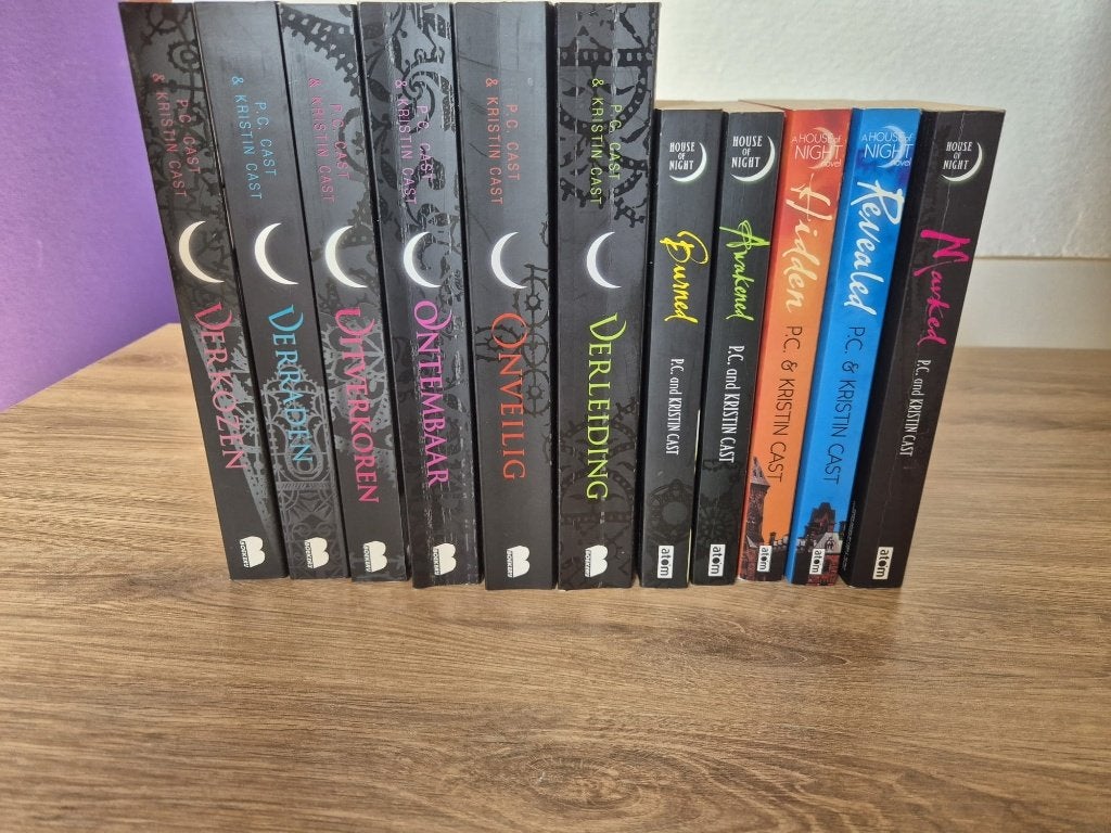 Huis van de Nacht PC & Kristin Cast (Paperback), Boeken, Ophalen of Verzenden, Gelezen, PC & Kristin Cast