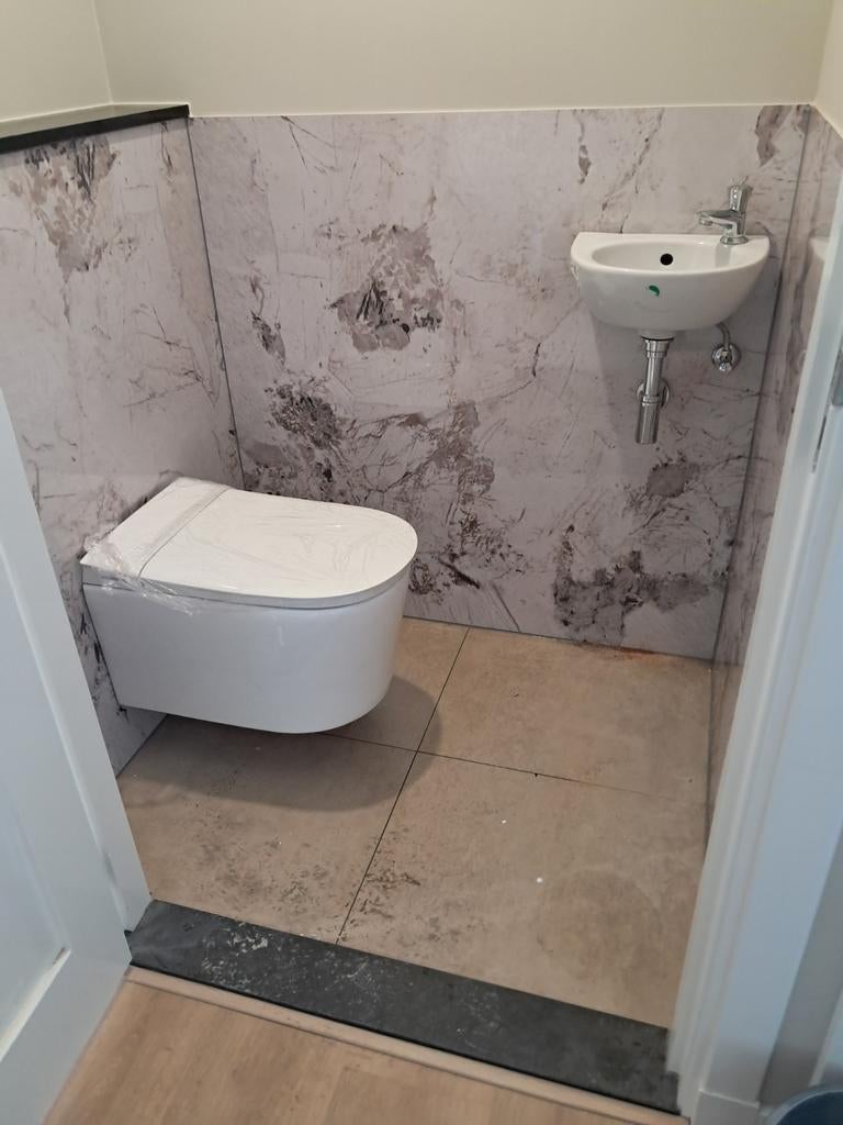 Volautomatisch smart toilet, Ophalen of Verzenden