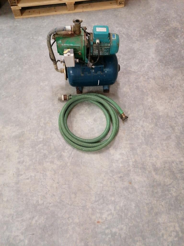 Saer hydrofoorpomp., Ophalen, Gebruikt, Beregeningspomp