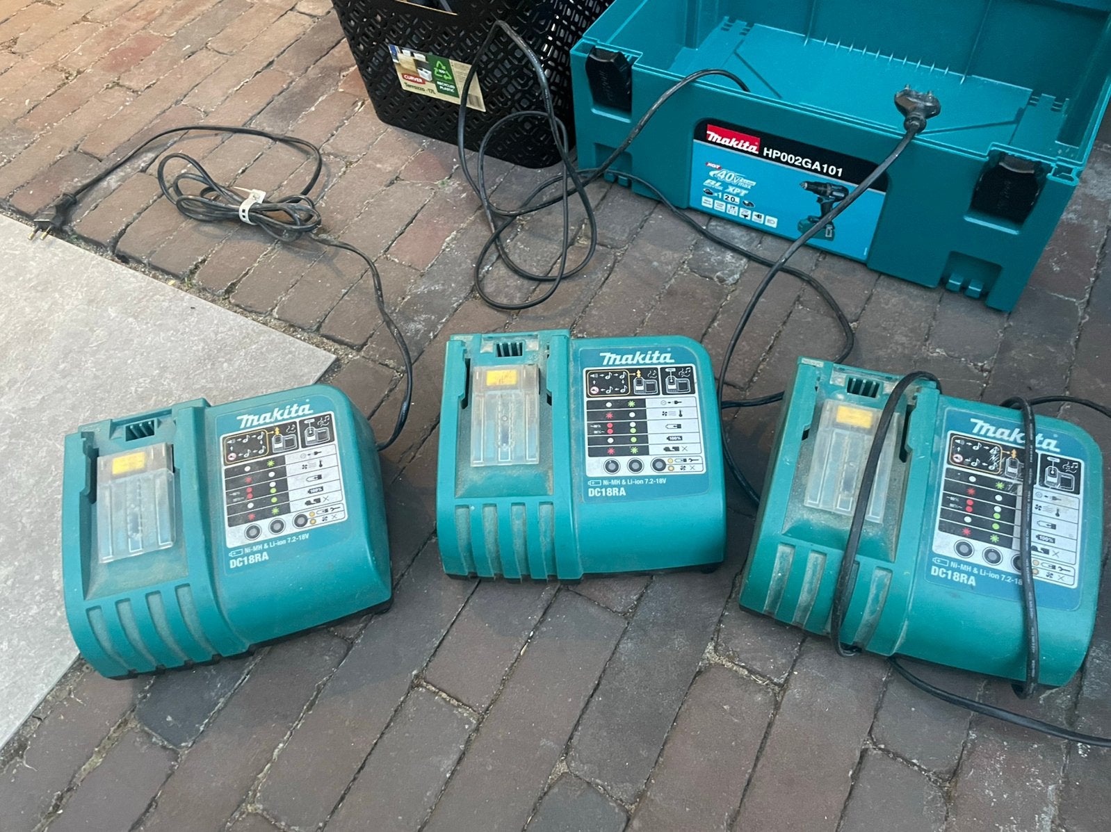 Makita acculaders 3 stuks, Ophalen of Verzenden, Gebruikt