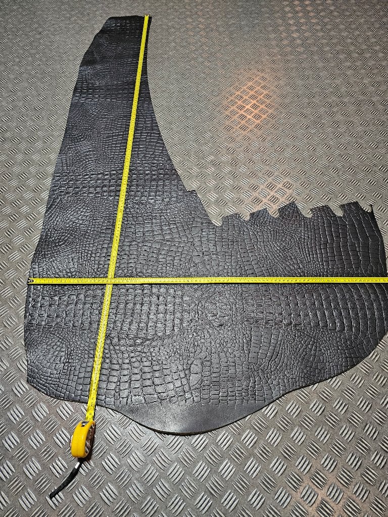 Tuig - Leer Zwart(zie omschrijving!)crocoprint, Hobby en Vrije tijd, Stoffen en Lappen, Zwart, Leer of Kunstleer, Nieuw, Ophalen of Verzenden