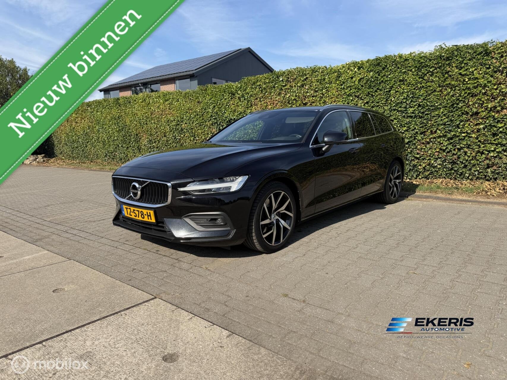 Volvo V60 T5 Momentum | LED | 18” | PDC | Keyless, Auto's, 15 km/l, Euro 6, 4 cilinders, 1969 cc