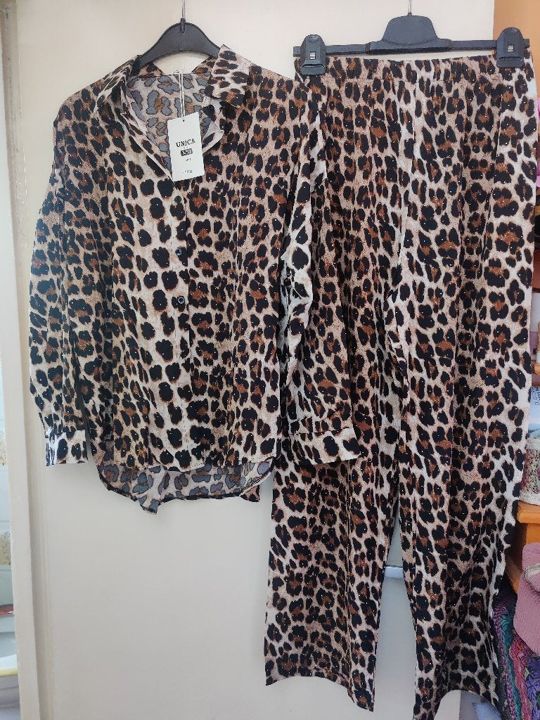 unica tweedelig pak strass steentjes one size tot een 42, Kleding | Dames, Ophalen of Verzenden, Nieuw, Maat 42/44 (L)