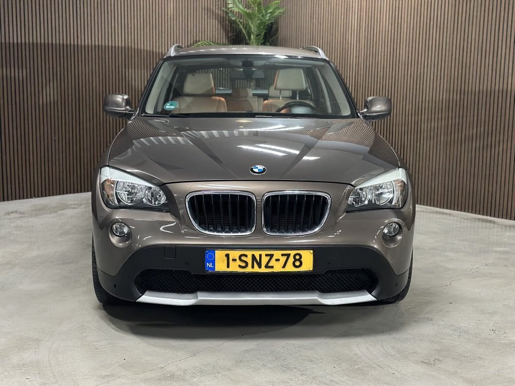 BMW X1 sDrive18i (bj 2010, automaat), Auto's, BMW, Euro 5, Achterwielaandrijving, 4 cilinders, Leder
