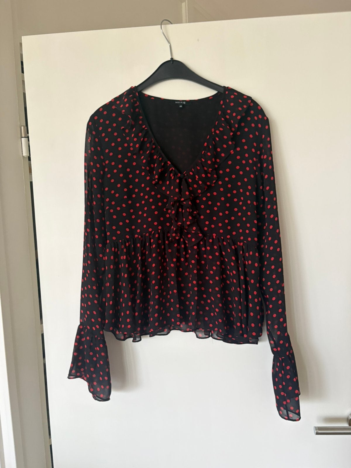 Nikkie blouse tuniek 40, Kleding | Dames, Ophalen of Verzenden, Zo goed als nieuw, Maat 38/40 (M), Zwart