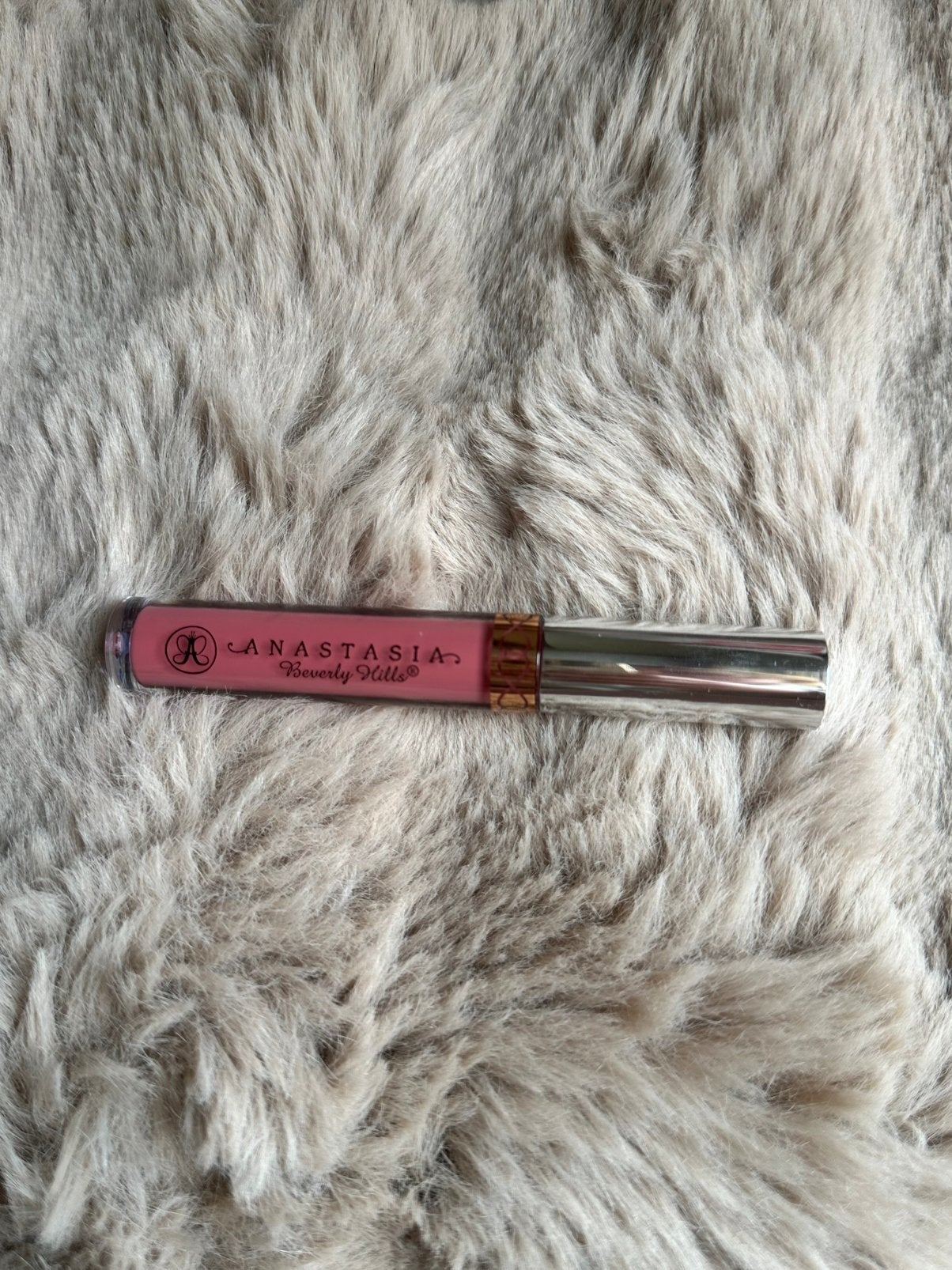 Anastasia Beverly Hills liquid lipstick kleur Dusty Rose, Ophalen of Verzenden, Zo goed als nieuw, Roze, Lippen