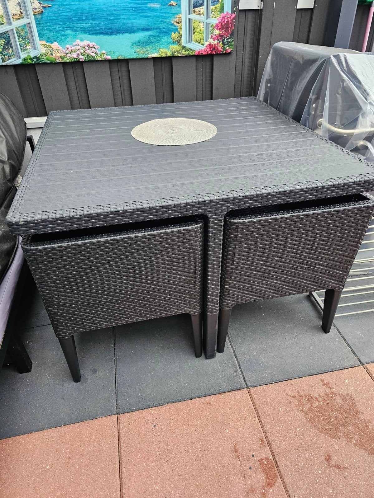 Nieuwe Keter Columbia Dining Set - Tuinset 4 personen, Ophalen, 4 zitplaatsen, Kunststof, Nieuw