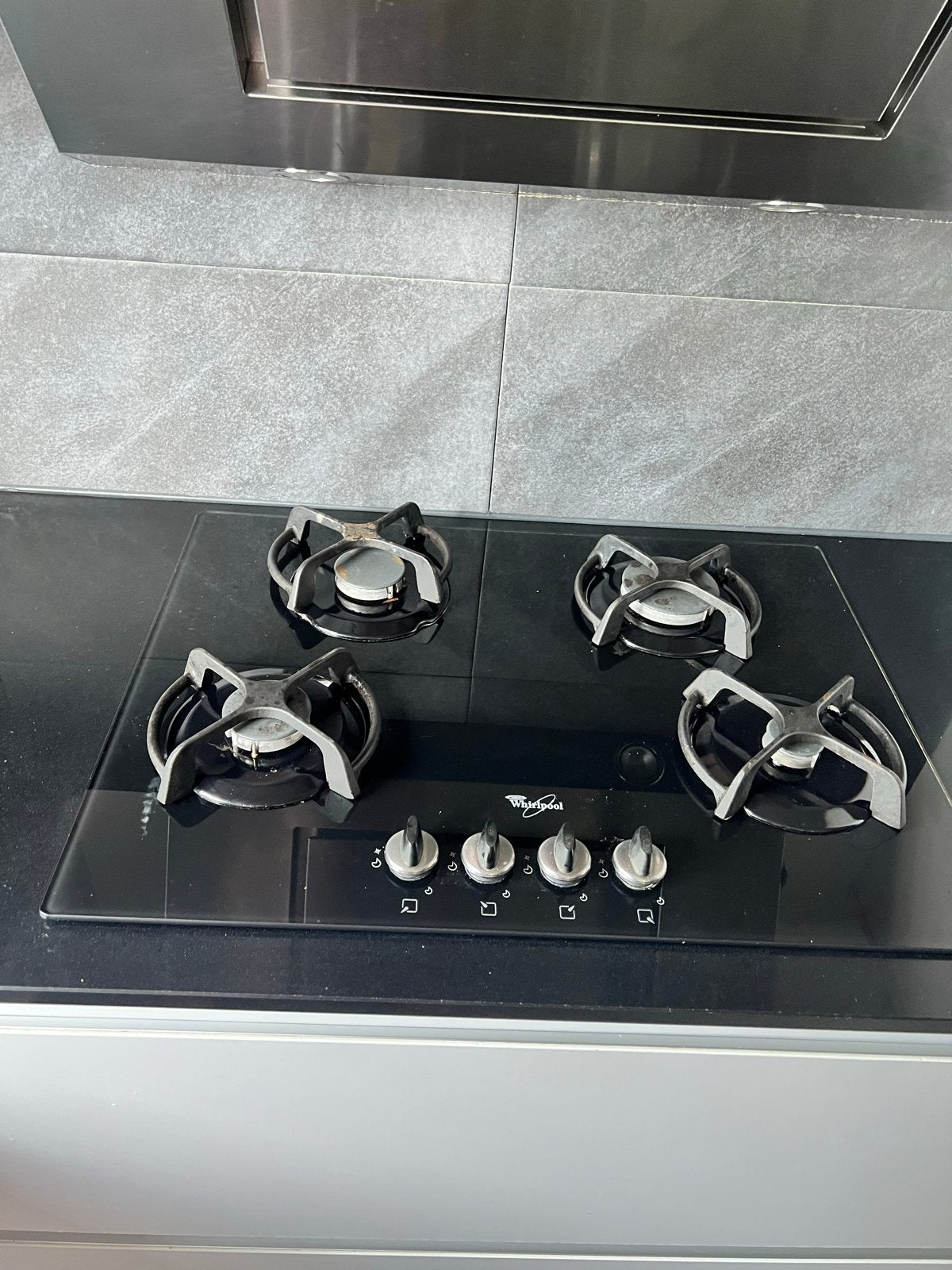 Whirlpool 4-pits gasfornuis - Zwart glas, Witgoed en Apparatuur, Kookplaten, Gebruikt, Inbouw, Gas, 4 kookzones