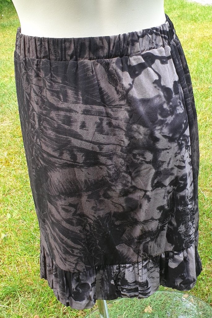 Transfer mooie grijs zwarte rok stretch 44 L XL, Kleding | Dames, Rokken, Verzenden, Zwart, Maat 42/44 (L), Zo goed als nieuw