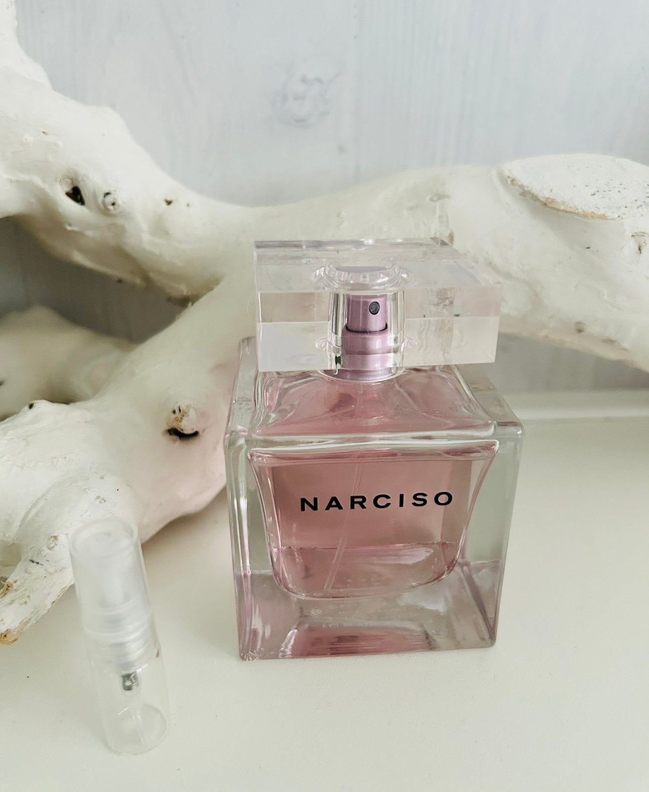 Decant Narciso Rodriguez - 𝚁𝙰𝙳𝙸𝙰𝙽𝚃𝙴 - EdP 2ml, Ophalen of Verzenden, Nieuw
