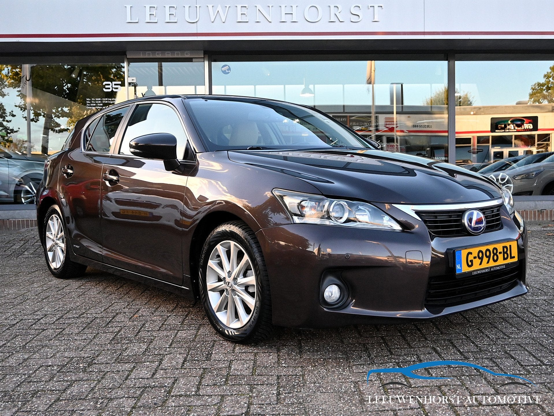 Lexus CT 200h Business Line Pro (bj 2011, automaat), Euro 5, Gebruikt, 4 cilinders, Bruin
