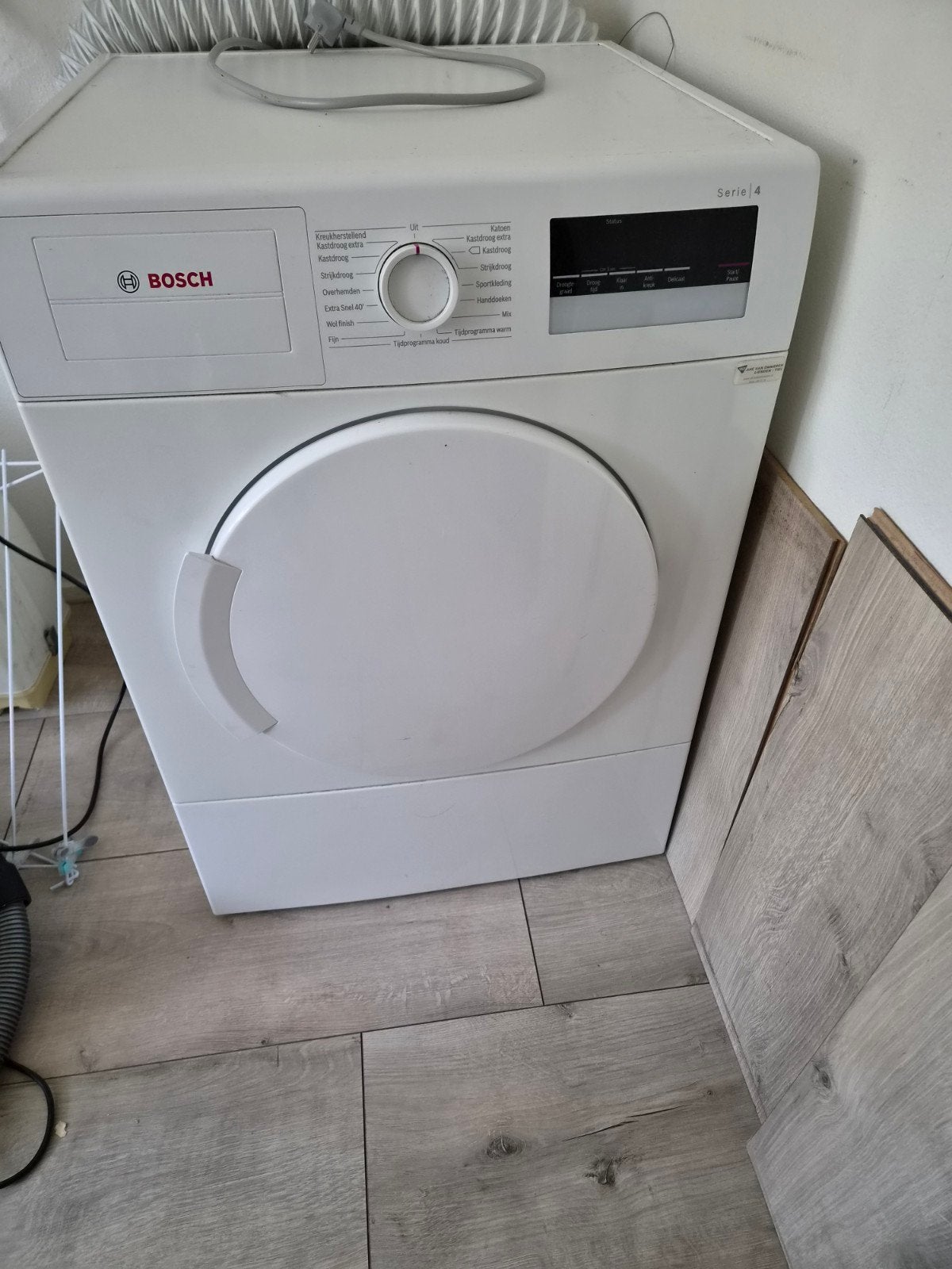 Bosch Serie 4 Wasdroger - Goede Staat, Ophalen, 6 tot 8 kg, Gebruikt, Luchtafvoer