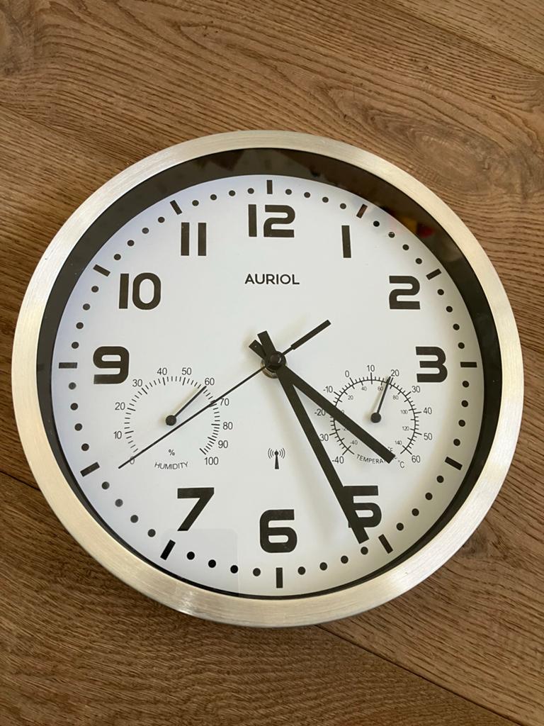 Clock with termomoter and humidity meeter, Ophalen, Zo goed als nieuw, Wandklok