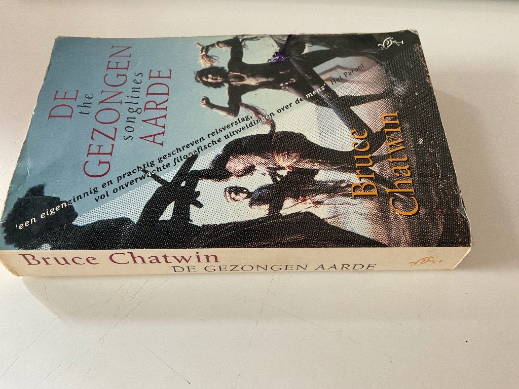 Bruce Chatwin: De gezongen aarde, Ophalen of Verzenden, Gelezen, Australië en Nieuw-Zeeland