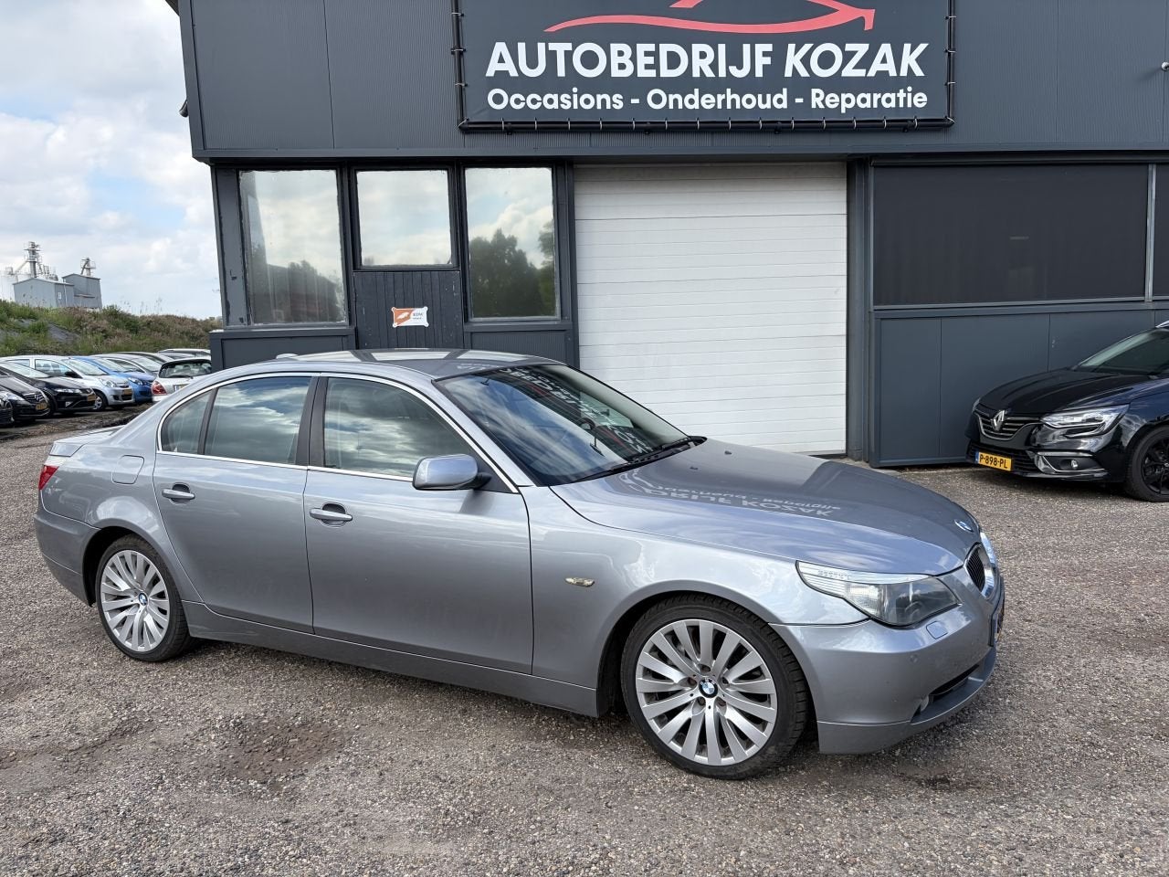 BMW 5 Serie 530i High Executive SEDAN AUTOMAAT LEER, Automaat, 238 pk, Achterwielaandrijving, 2000 kg