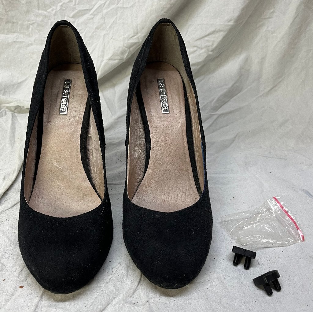 Pumps, zwart daim/leder, met reserve hielbeschermers, Ophalen, Pumps, Zwart, La Strada