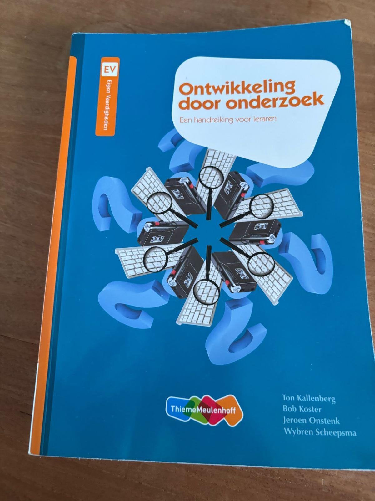 Ontwikkeling door onderzoek 9789006955248, Ophalen of Verzenden, Beta, Zo goed als nieuw, HBO