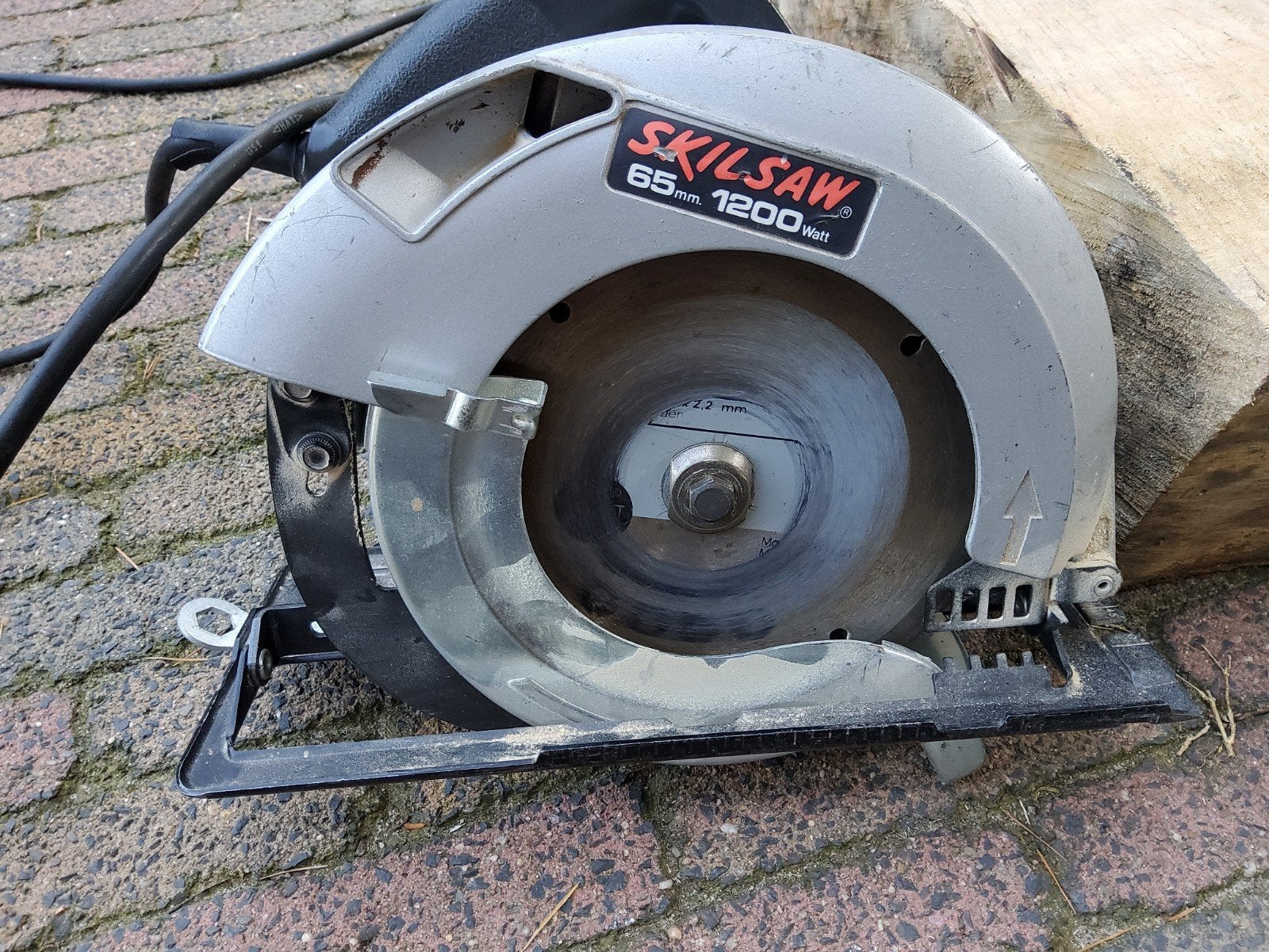 Skil cirkelzaag Skilsaw 1200W, Cirkelzaag, Zo goed als nieuw, 30 tot 70 mm, 1200 watt of meer
