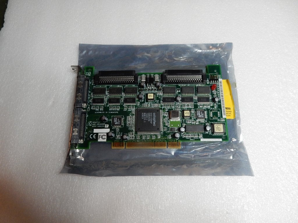 Adaptec SCSI controller AHA 3944 AUWD, Verzenden, Adaptec