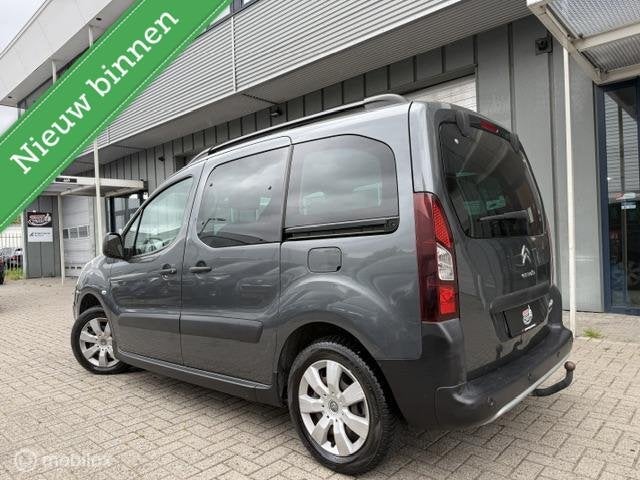Citroen Berlingo Combi 1.2 Benzine Trekhaak 5 zitplaatsen, Auto's, Voorwielaandrijving, Gebruikt, 1295 kg, 1199 cc