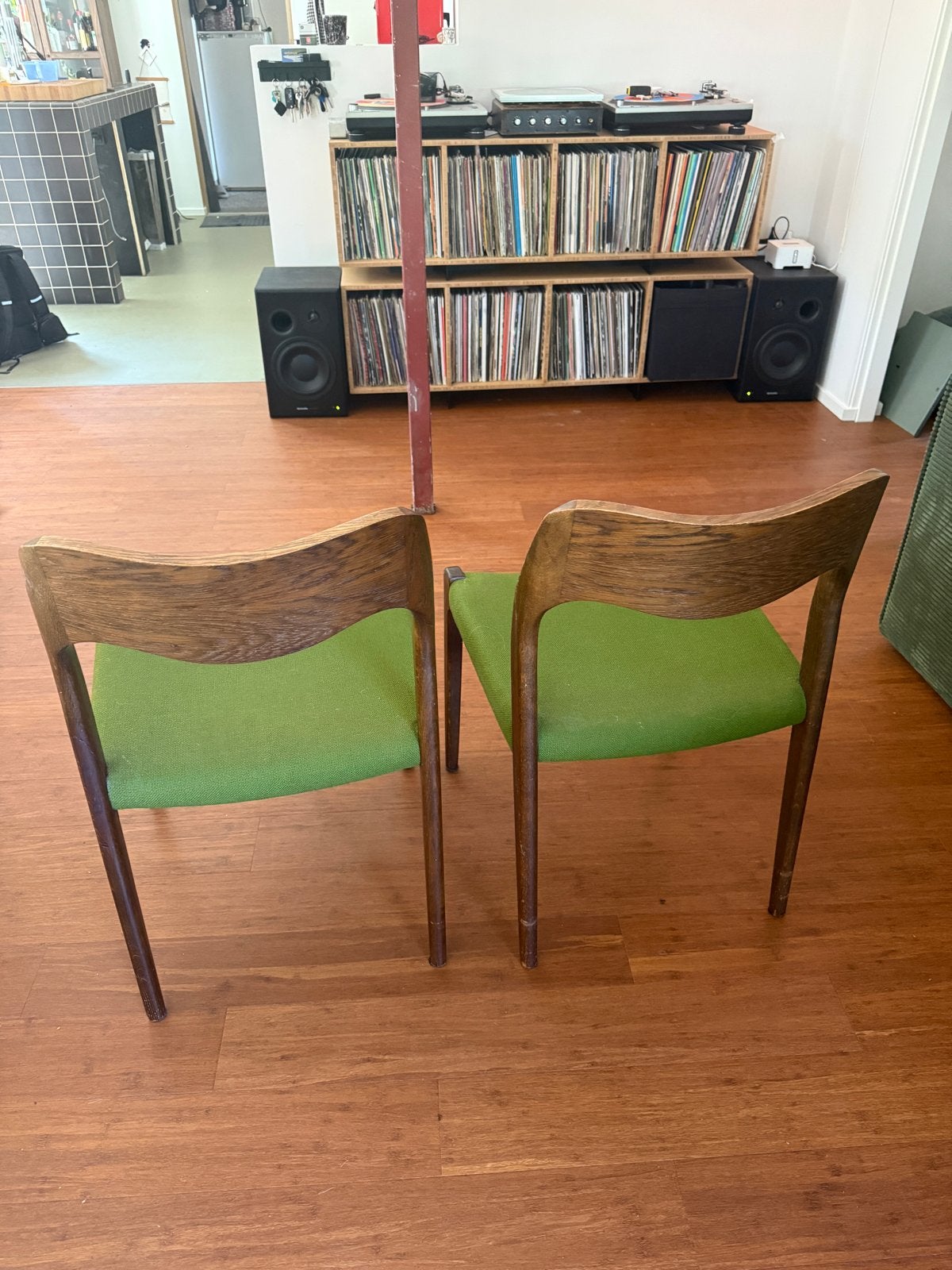 Set van 2 vintage Niels Moller eetkamerstoelen, Ophalen