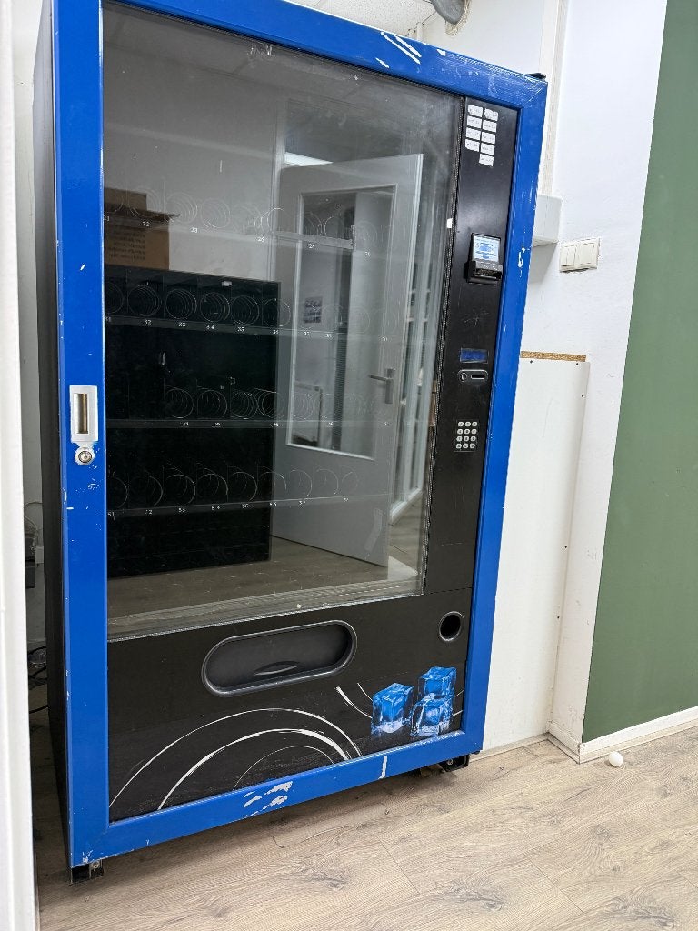 Vendingmachine / Drank- en snackautomaat – Groot model, Ophalen