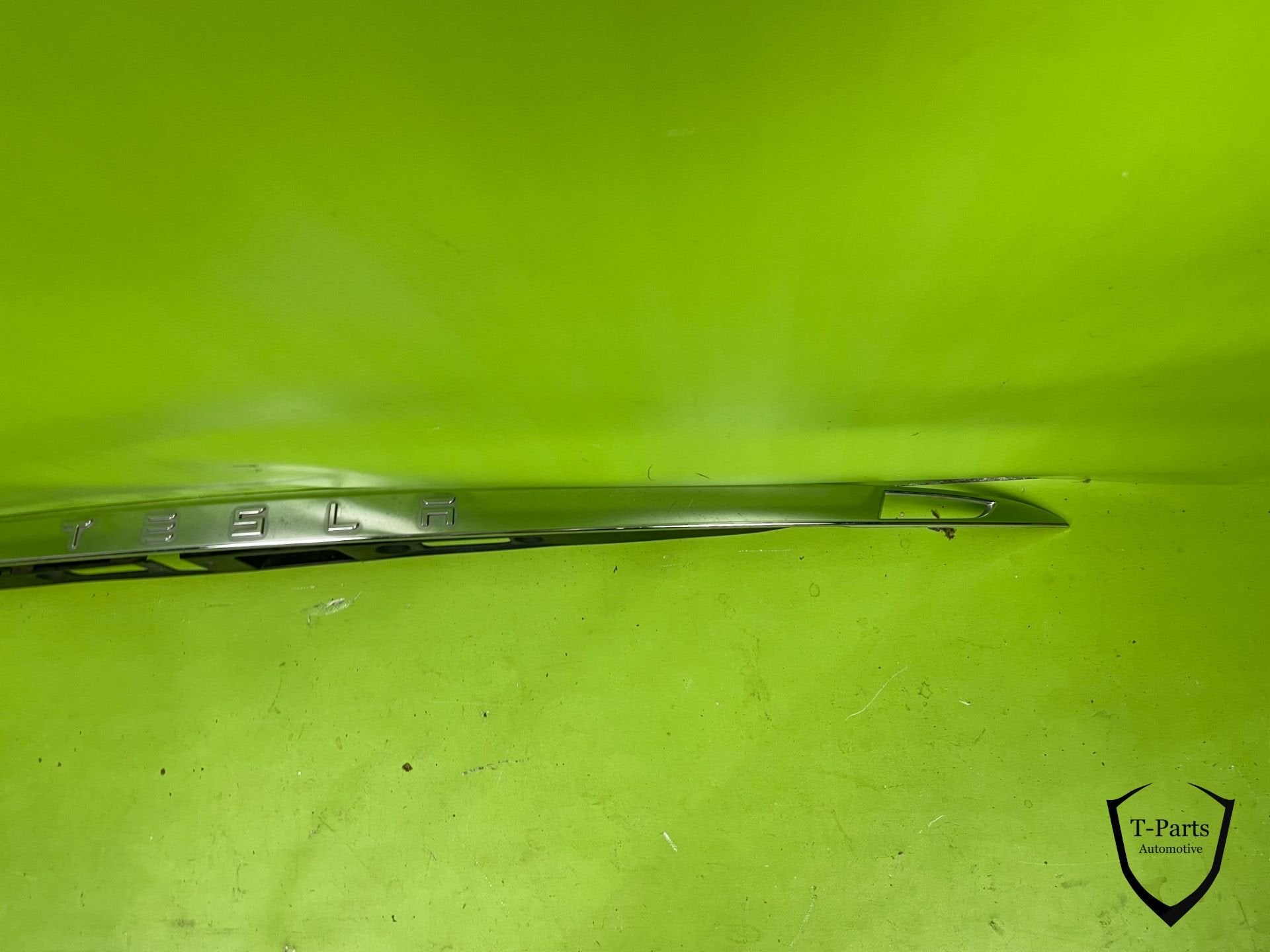 tesla model S achter chrome lijst kofferklep, Info@fabrikant.eu, Ophalen of Verzenden, Bumper, Fabrikantstraat 1
1000 AA  Amsterdam