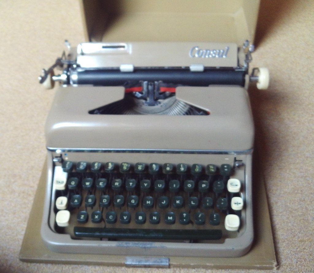Antieke Consul schrijfmachine uit Tsjecho-Slowakije, Diversen, Typemachines, Gebruikt, Ophalen of Verzenden