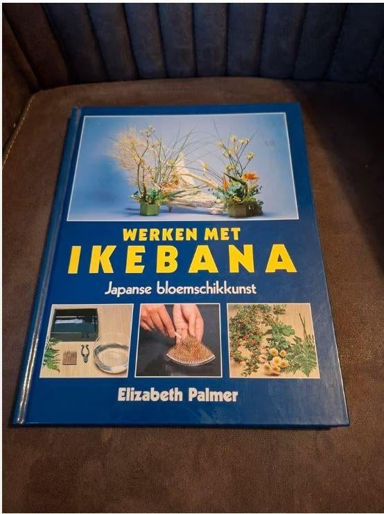 Werken met Ikebana - Japans bloemschikken, Ophalen of Verzenden, Gelezen, Overige onderwerpen
