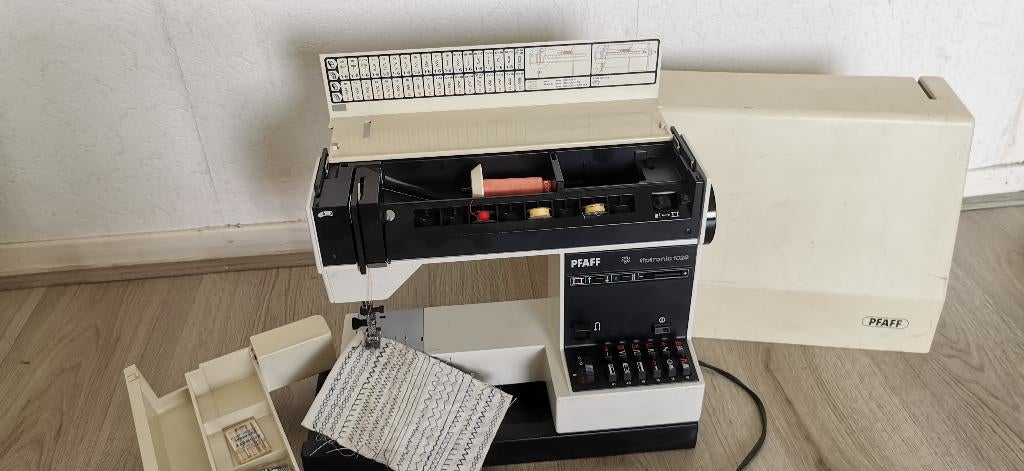 Naaimachine PFAFF tiptronic 1020, Ophalen of Verzenden, Zo goed als nieuw, Naaimachine, Pfaff