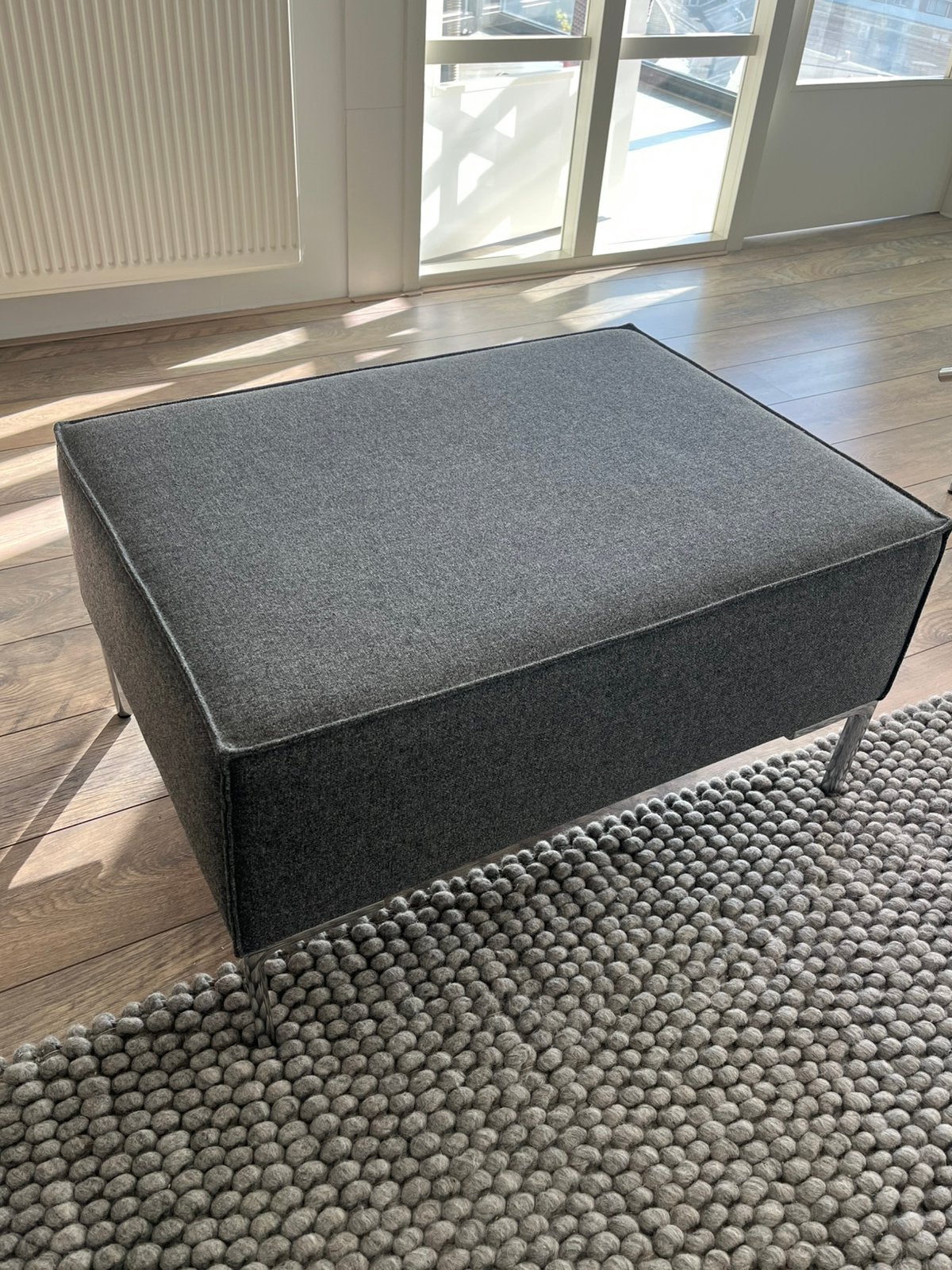 Design on stock, Bloq hocker/poef, Ophalen, 75 tot 100 cm, Zo goed als nieuw, Rechthoekig