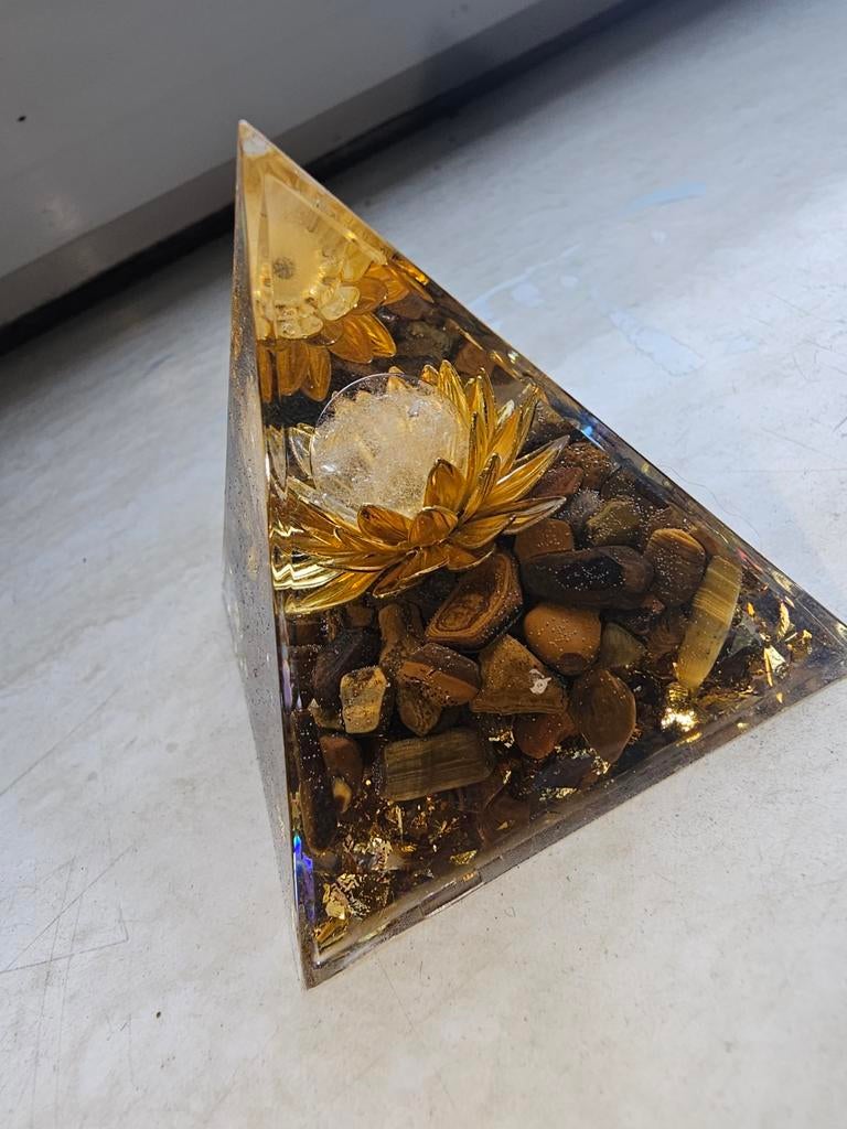 Piramide, Ophalen of Verzenden, Zo goed als nieuw, Goud, Overige stijlen