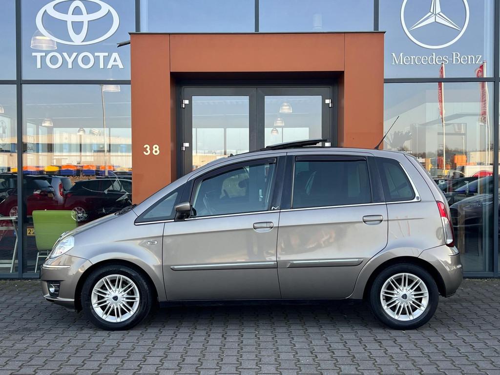 Lancia Musa 1.4-16V automaat|panodak|Clima|Cruise|Stoelverw., Voorwielaandrijving, Gebruikt, 400 kg, Leder en Stof