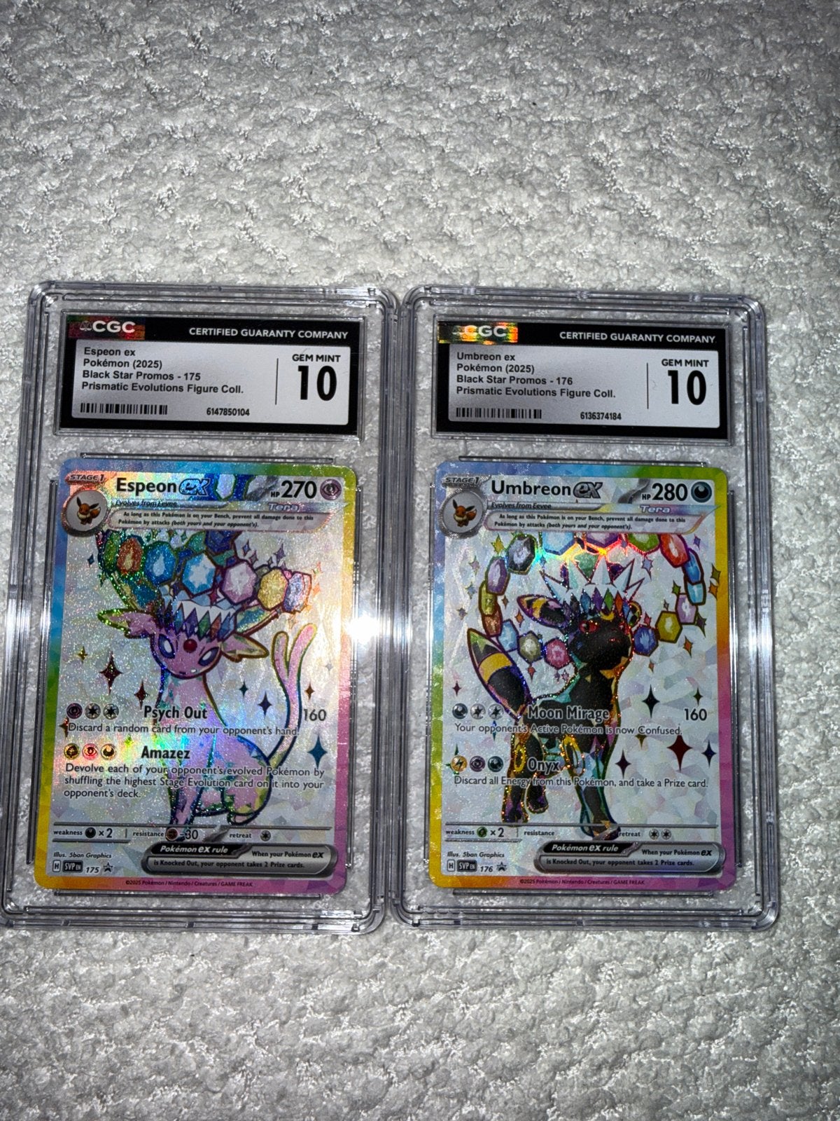 Espeon & Umbreon GX CGC Gem Mint 10 Pokémon kaarten, Hobby en Vrije tijd, Verzamelkaartspellen | Pokémon, Ophalen of Verzenden