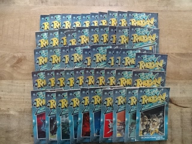Perry Rhodan tijdschriften nr 551 tm 600, Boeken, Science fiction, Ophalen of Verzenden, Zo goed als nieuw