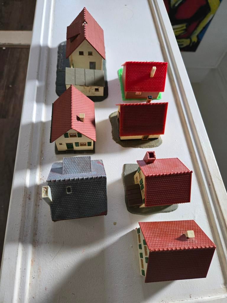 Modelbouw huisjes 7x, Hobby en Vrije tijd, Modelbouw | Overige, Verzenden, Gebruikt