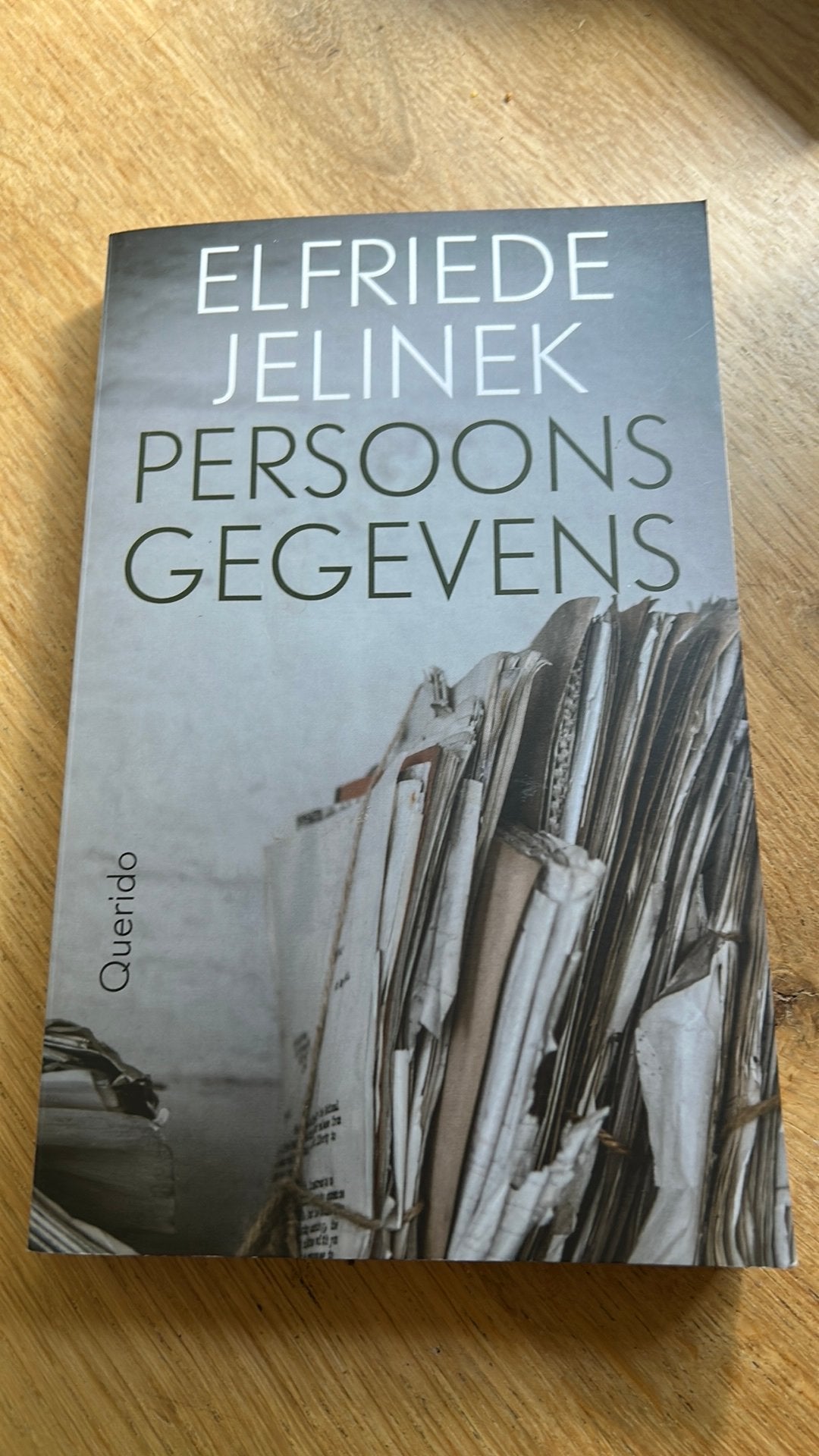 Elfriede Jelinek - Persoonsgegevens, Ophalen of Verzenden, Zo goed als nieuw, Elfriede Jelinek