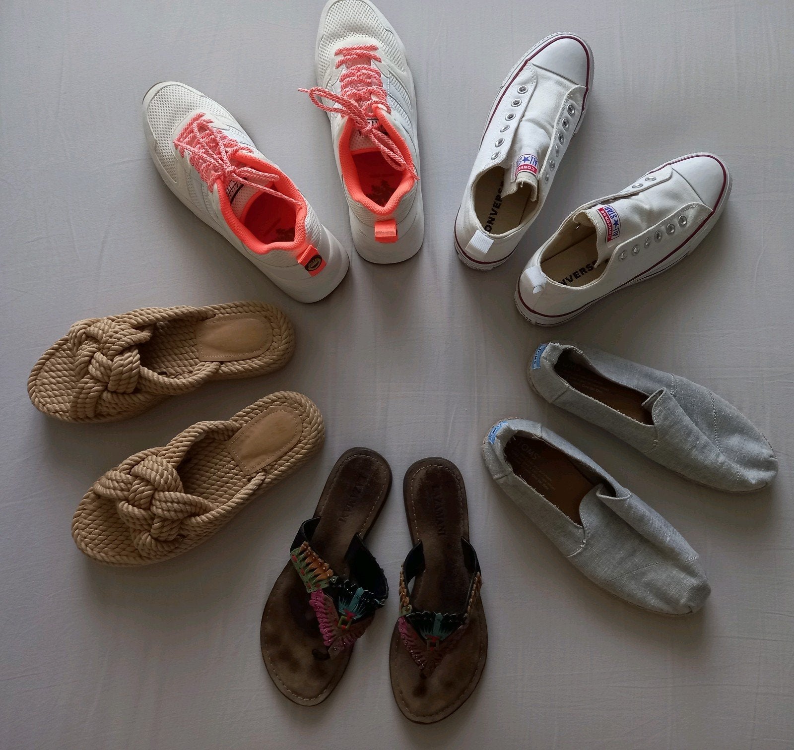Verschillende (zomer) slippers/sandalen/schoenen, Kleding | Dames, Schoenen, Ophalen of Verzenden, Zo goed als nieuw, Overige kleuren