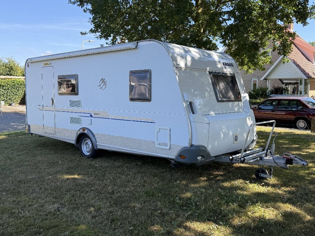 Knaus 500 FDK | mj. 2010 | kent. 2012 | mover | zonnepaneel, Caravans en Kamperen, Caravans, Schokbreker, Treinzit, Particulier