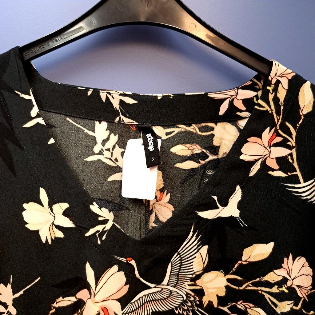 Eksept zwarte jurk + nude roze kraanvogel print mt S 37372, Kleding | Dames, ., Ophalen of Verzenden, Zo goed als nieuw, Eksept