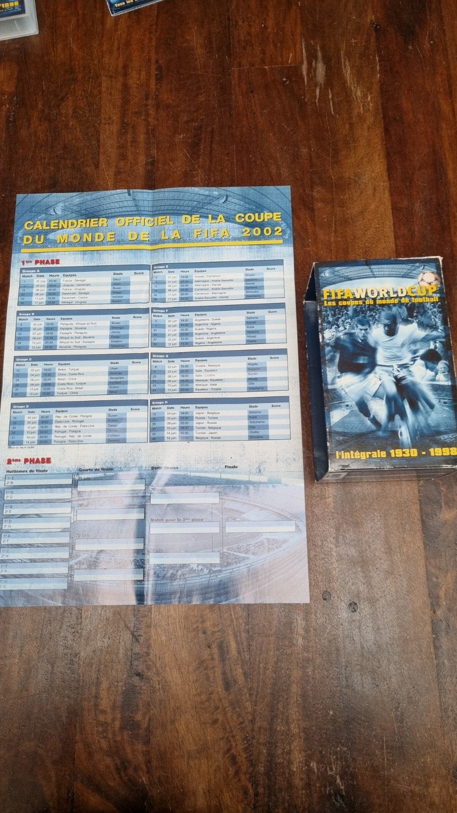 FIFA World Cup - Les Coupes du Monde de Football VHS, Alle leeftijden, Ophalen of Verzenden, Gebruikt, Inclusief doosje
